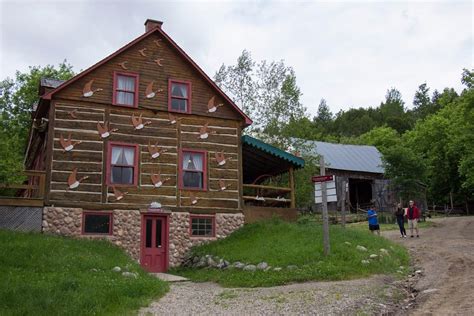 parc omega quebec reservations.